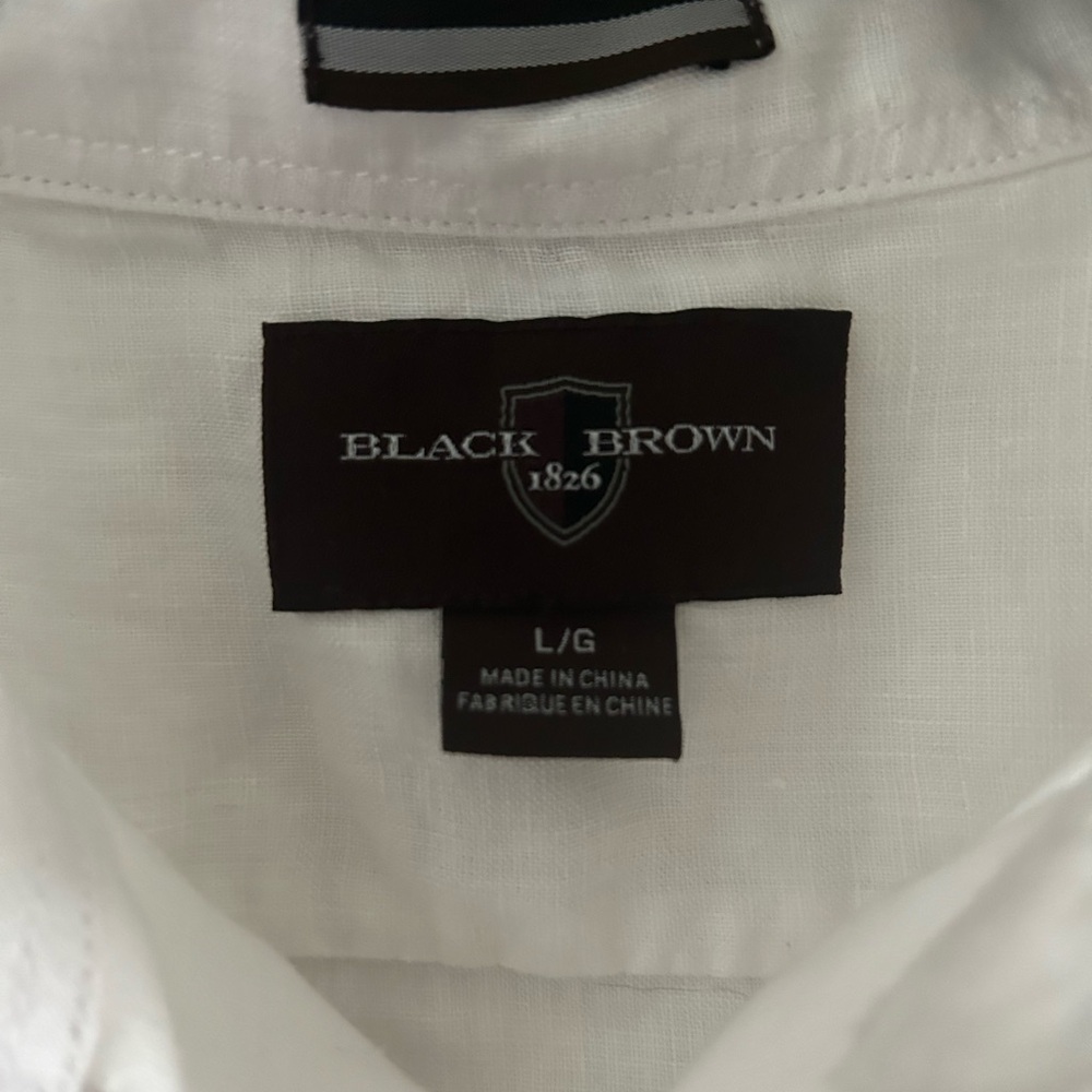 Collared Linen Button Down - Picture 3 of 3